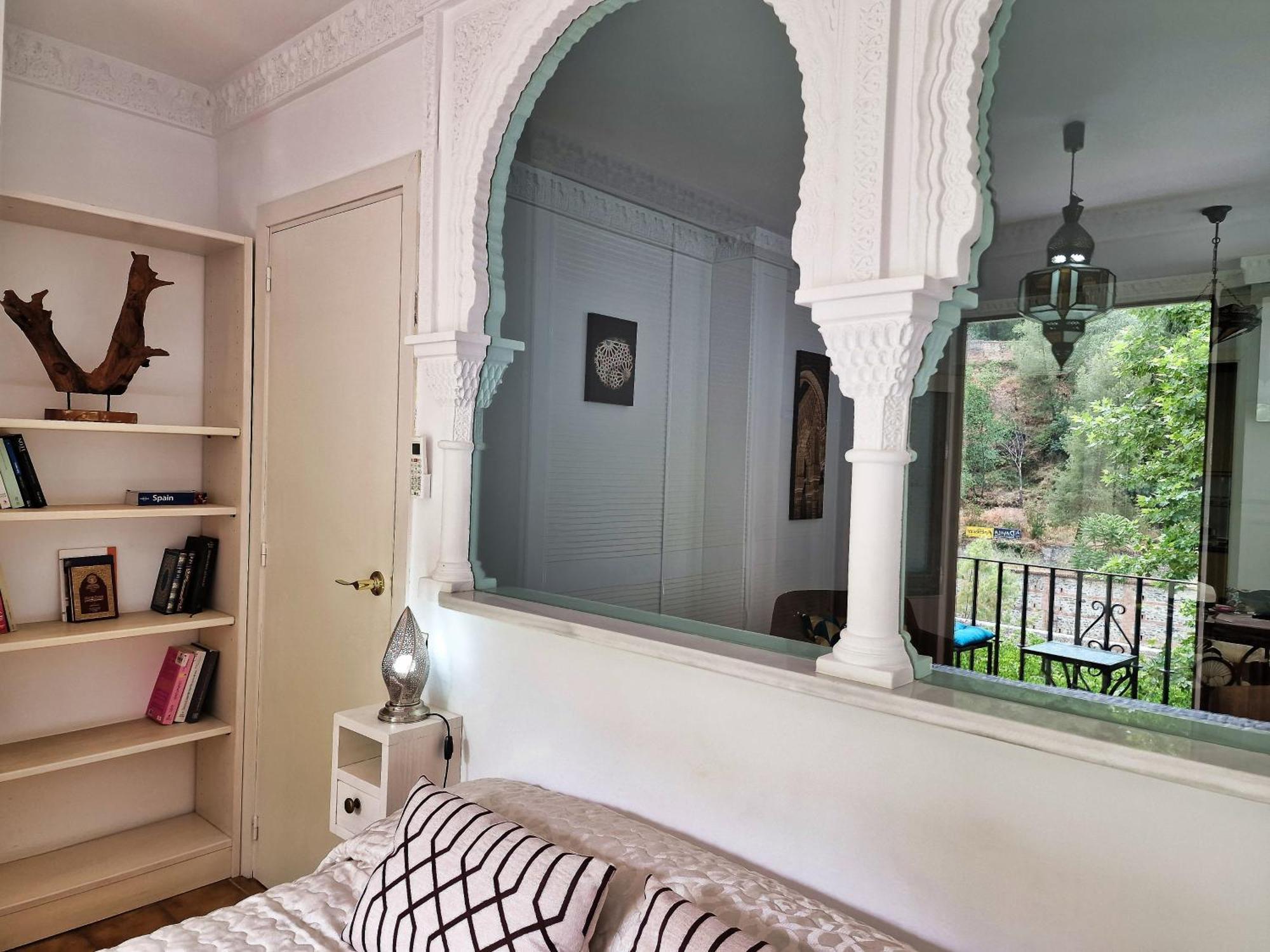 The Nasrid Palace From Your Bed ! Granada Esterno foto